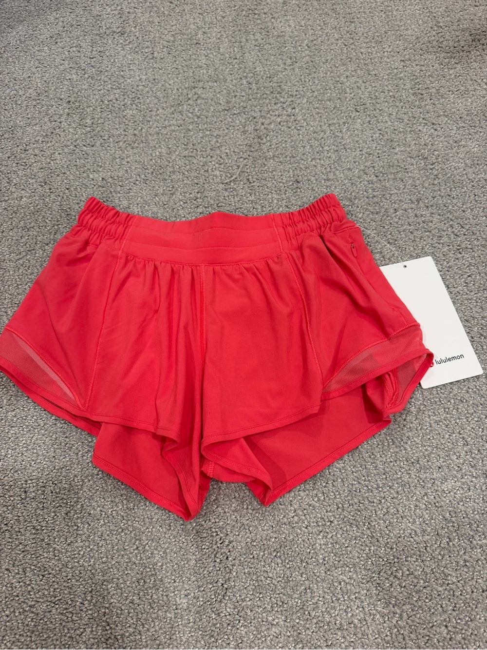 Lululemon Hotty Hot 2.5” LR Lined Shorts Glaze Pink Size 4 NWT